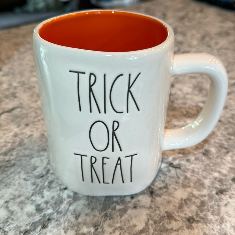 Rae Dunn mug